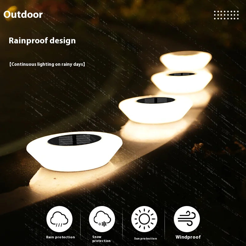 Solar Outdoor Lawn Lamp Rays treats